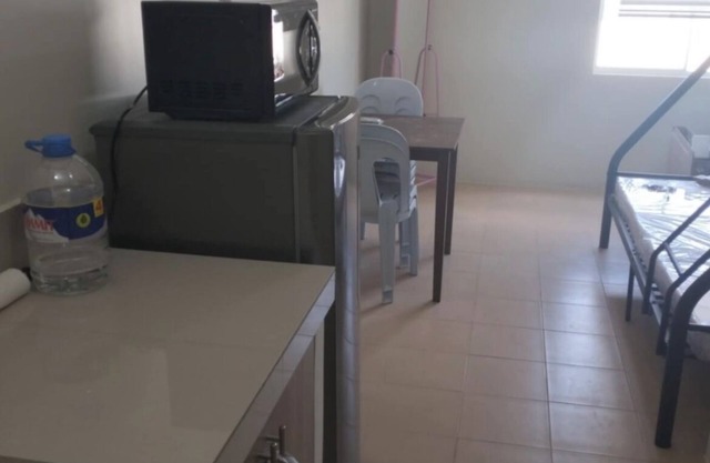 Remarkable and Radiant 1-bedroom condo in lovely Dumaguete City with AC