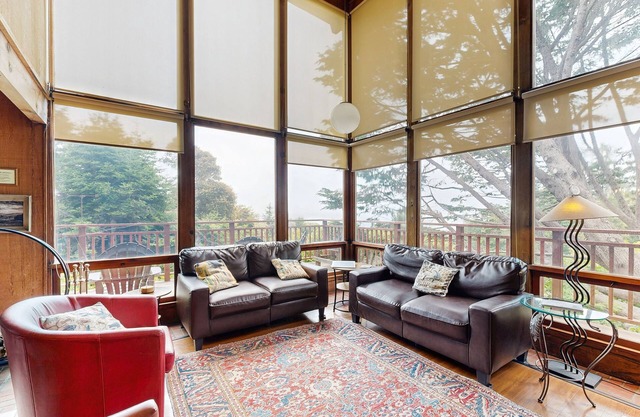Remarkable Home with Sea View Deck, Free WifI, and Fireplace - Dog-Friendly