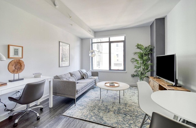 Remarkable Virginia Square 1BR w/Gym, nr GMU & Shops, by Blueground
