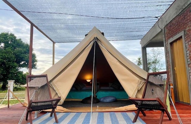 Rembulan Escape - beachfront bell tent (no 2)