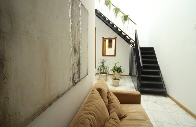 REMODELED APARTMENT HISTORICAL CENTER ROOF GARDEN