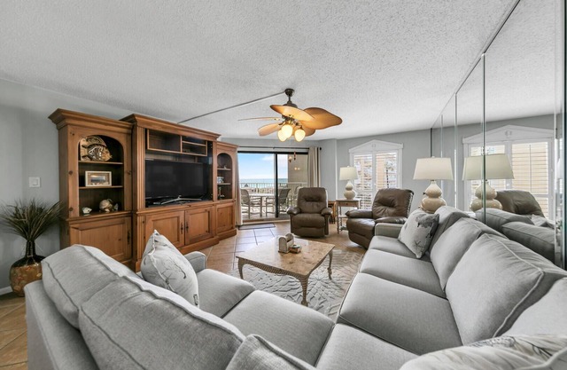 Remodeled Beachfront beauty! Inlet Reef 416~ Seasonal Beach Service Included!