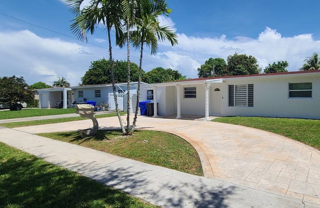 Remodeled Home near Hard Rock Hotel & Casino, Hollywood beach, Hard Rock Stadium