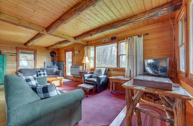 Remote Escape Vermont Cabin with Mountaintop Views!