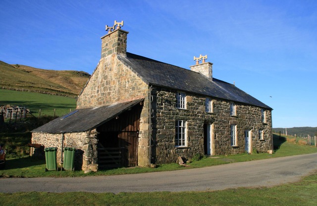 Remote, traditional stone house, ideal for hiking, biking and relaxing