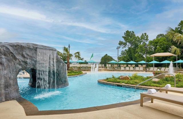 Renaissance Shoals Resort and Spa