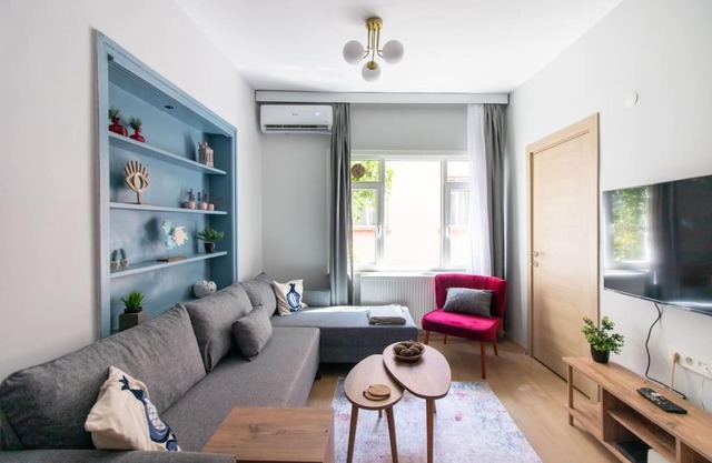 Renewed&Charming 3BR Flat in the Heart of the City