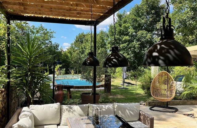 Renovated Maison de Caractère with swimming pool ideal for family vacations!