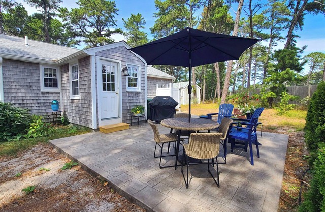 Renovated 2BD Cottage-A/C, 3-Min Bike to Cape Cod Rail Trail, 10-Min Bike to Marconi