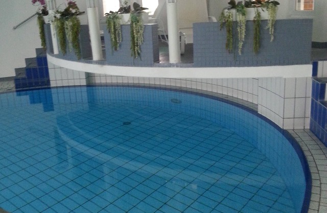 renovated. 75 m². Indoor pool & sauna. Beach chair. Fee at the 🐶beach 🏖️ included