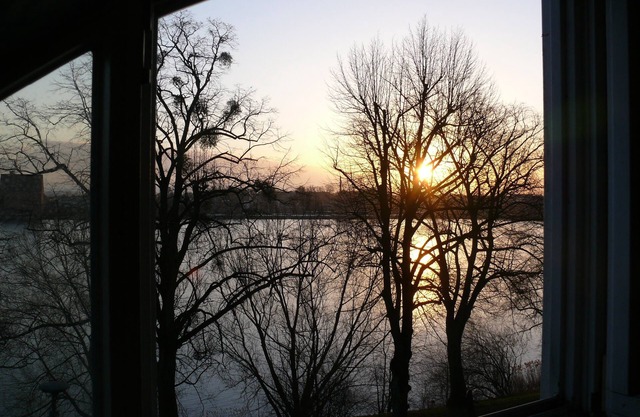 Renovated apartment in listed villa with lake view