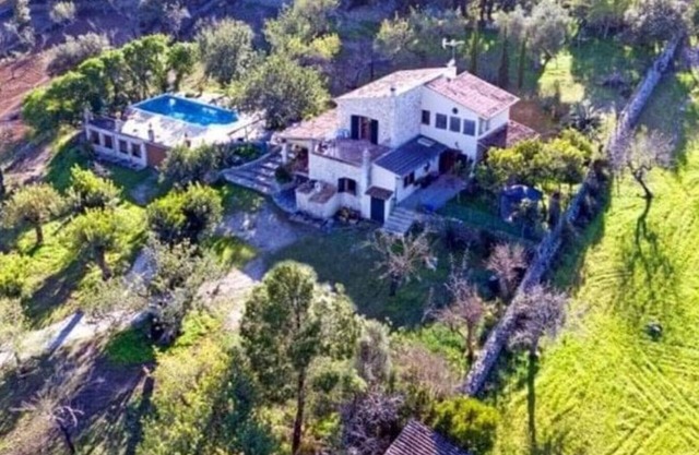 Renovated finca in Campanet with large pool close to Muro beaches and Tramuntana
