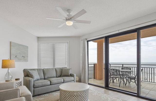 Renovated Gulf Front Condo | Splash Pad!