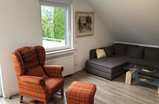 Renovated holiday or exhibition apartment for 2 people in Kaarst near D`dorf