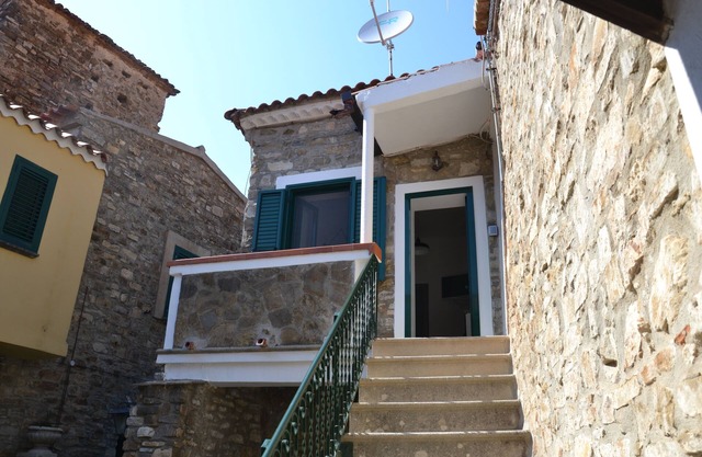 Renovated house located in the historic center of Montecorice