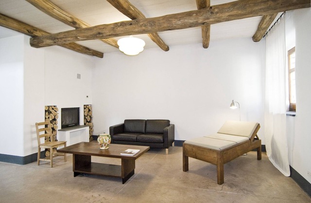 Renovated modern, comfortable, historic house, 15 km to the sea