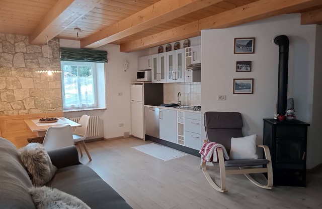 Renovated, panoramic location with garden and view in one of Italy's villages