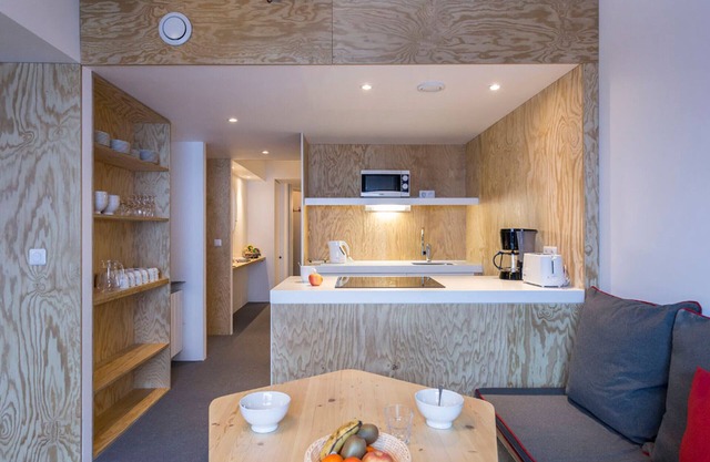 Renovated Ski-In/Ski-Out Apt with Balconies & Stunning Views for 8