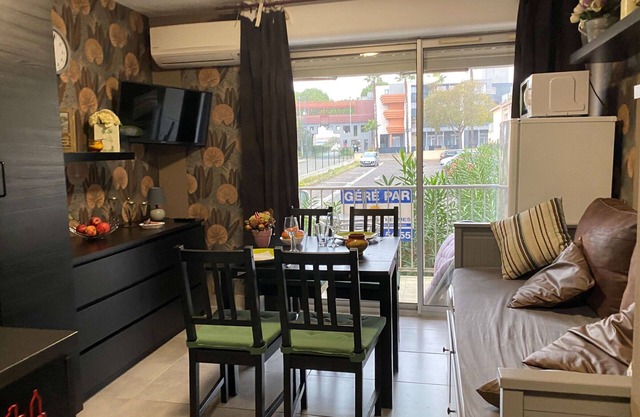 Renovated T2 Apartment with Balcony, Parking, and Wi-Fi Near Thermal Baths