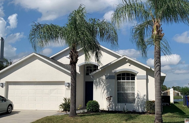 Renovated Waterfront 3Bd/2B Home 20min to Disney, Universal and Shops