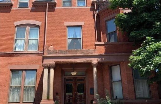 Rent a room in the gorgeous Holt House