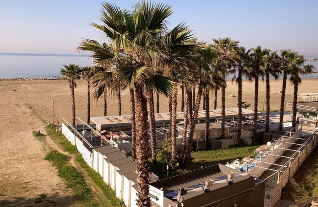 Rent apartment by the sea months: May June July August and September.