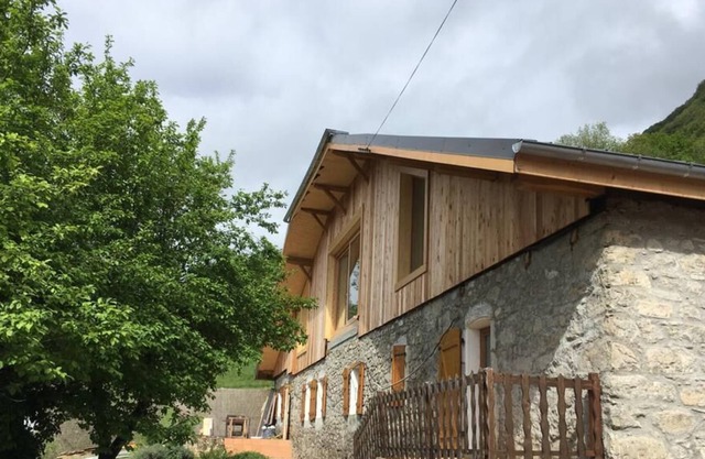 Rental 12 people in Haute-Savoie, near several ski areas