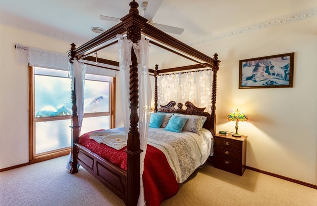 RENTAL ACCOMODATION NEAR OCEAN GROVE, BEACHES, ADVENTURE PARK, WINERIES, CAFES