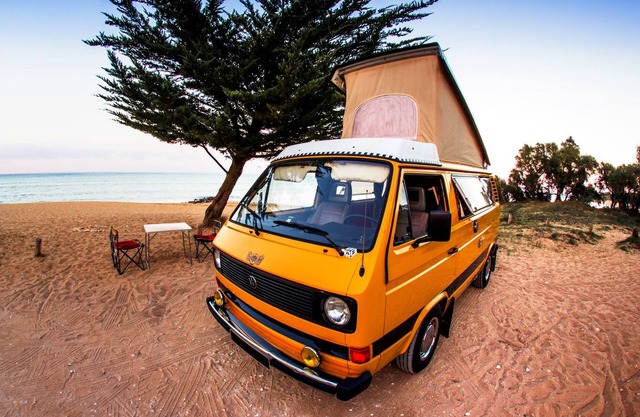 Rental Combi Vw vintage fitted out all comfort île Oléron au bord de l'eau 4 to 6