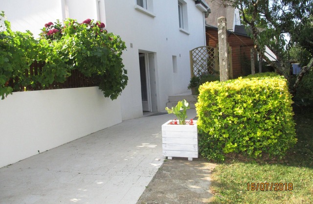 Rental near the pen-mur natural site, ground floor 2 adults, 2 children