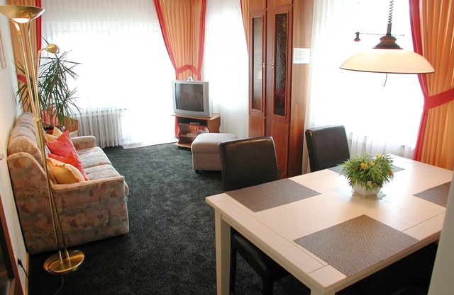 Rental-Nr. 4-Economy-Ensuite-Balcony