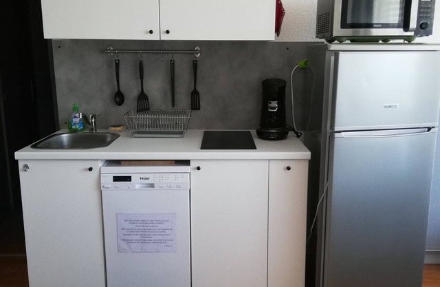 Rental studio "le roi soleil" (ski montagne)
