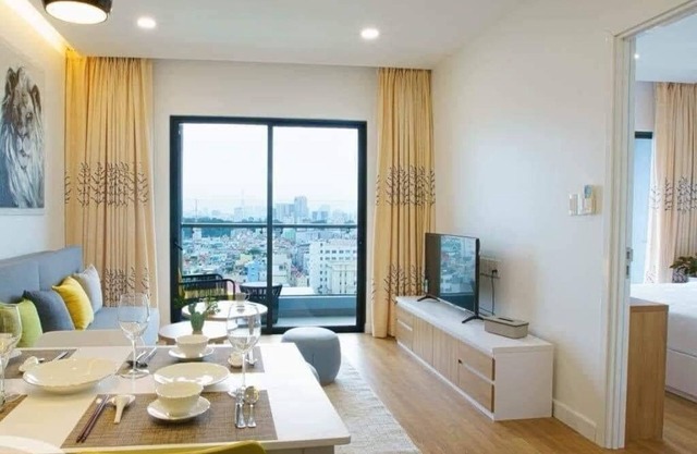 Republic plaza apartment , free pool and gym