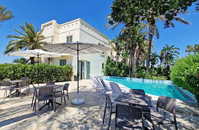 Residence AraInn Kalepolis - Pool, Sleeps 5, WiFi