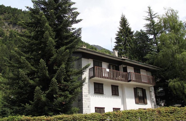 RESIDENCE ACERO