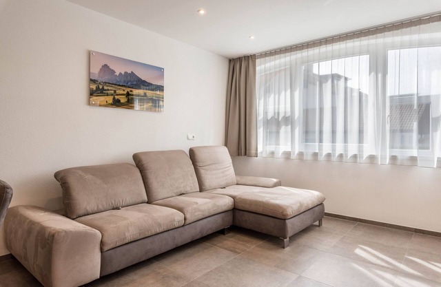 'Residence Diana Apartment 401' with Mountain View & Wi-Fi