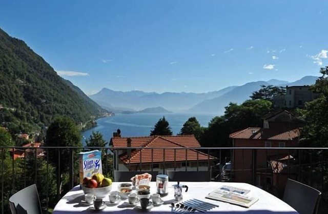 Residence Eden Magnolia 17, Argegno, Italy