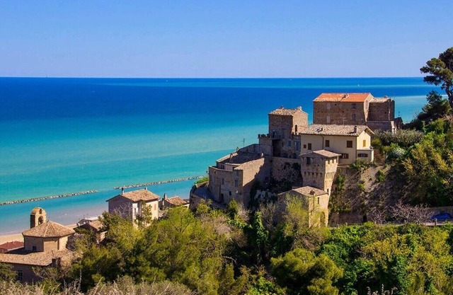 RESIDENCE GIULIA and LIDIA - PERLA DELL'ADRIATICO - LAVANDA APARTMENT.