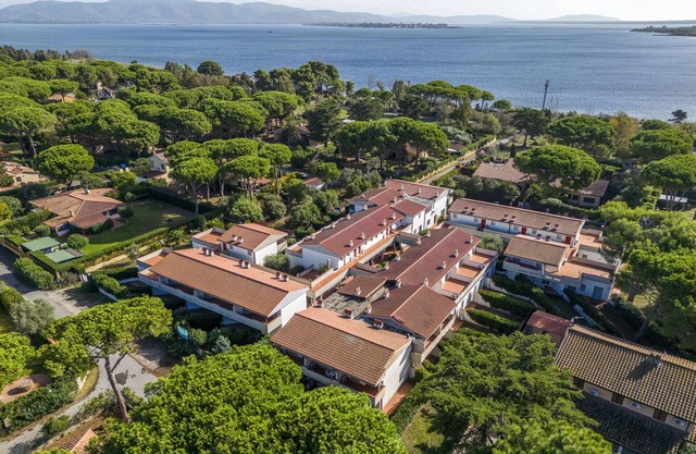 Residence in Giannella with 0 bedrooms sleeps 4