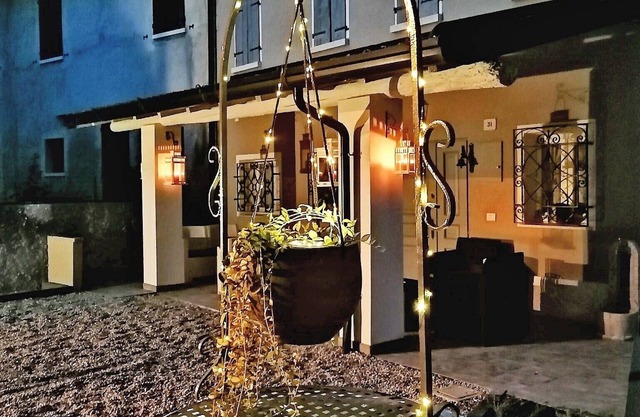 Residence at the Castle. Room in medieval village 10 minutes from Lake Garda