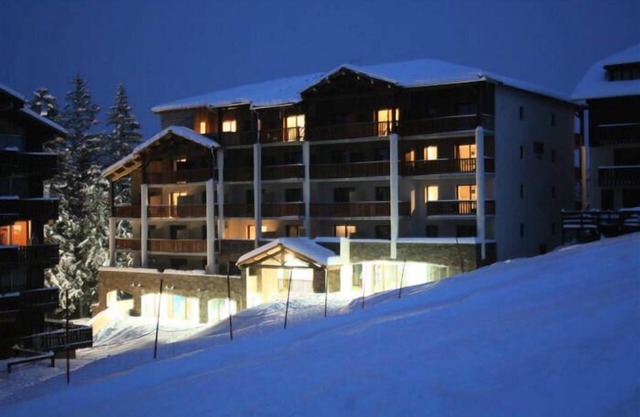 Residence Les Blanches Provençales - 2 Rooms 5/7 People Mountain Corner Duplex