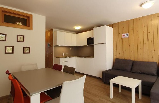 Residence Lores 2