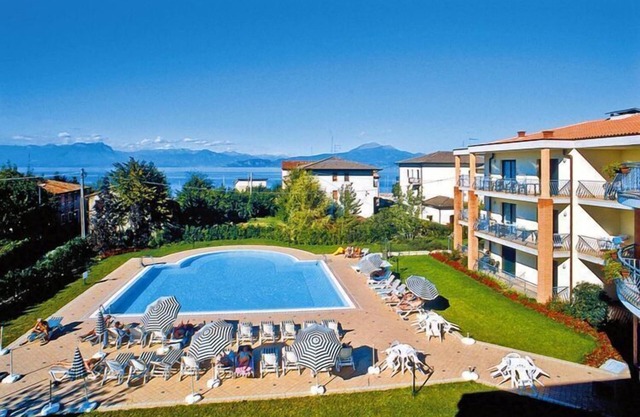 Residence Nettuno at Peschiera