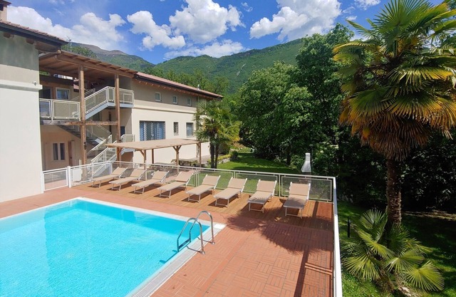 Residence Pratosaiano Yellow