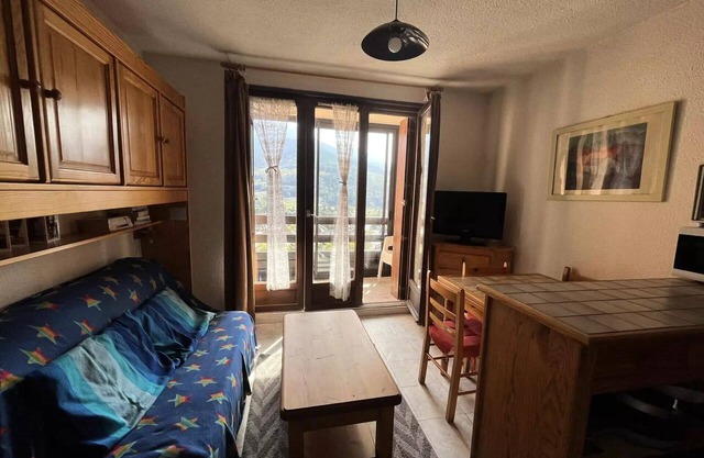 Residence Terrasses De l'adroit - 2 Rooms for 4 People