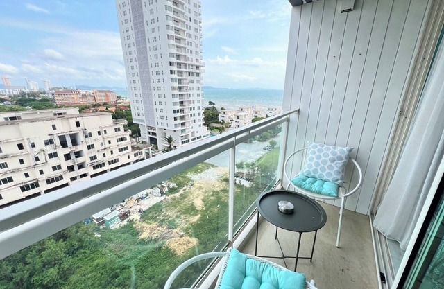 Residence Veranda By Thita