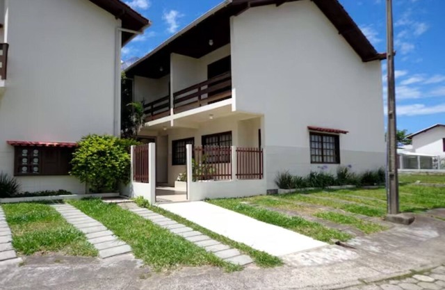 RESIDENTIAL WITH 2 BEDROOM HOUSES - Garopaba Beach
