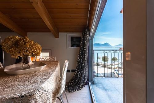 Residenza a schiera vista lago Feriolo