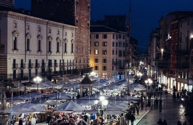 Residenza Buglioni Piazza Erbe · ☆Residenza Buglioni Piazza Erbe☆ 2BR 4Pax downtown