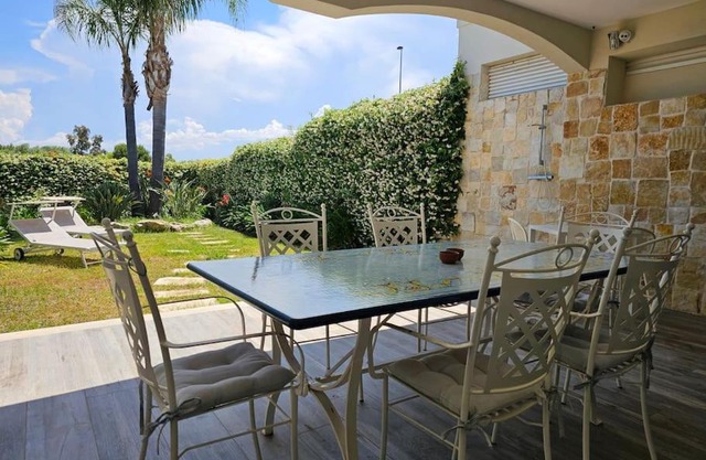 Residenza Lamandia - private villa by MONHOLIDAY